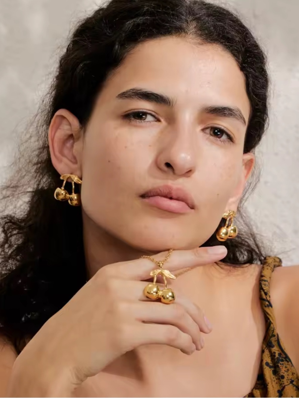 Gold Cherry Pendant Necklace&Earrings Set - Picture 10 of 14